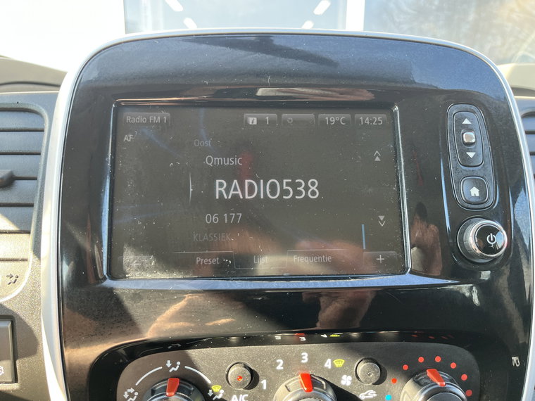 Vehicle Image 33