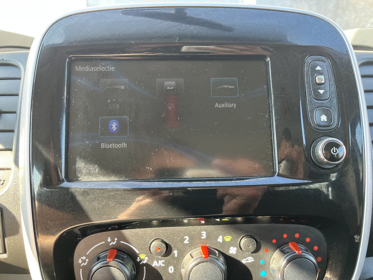 Vehicle Image 35