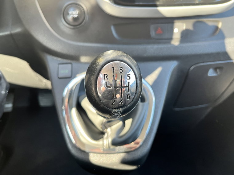 Vehicle Image 40