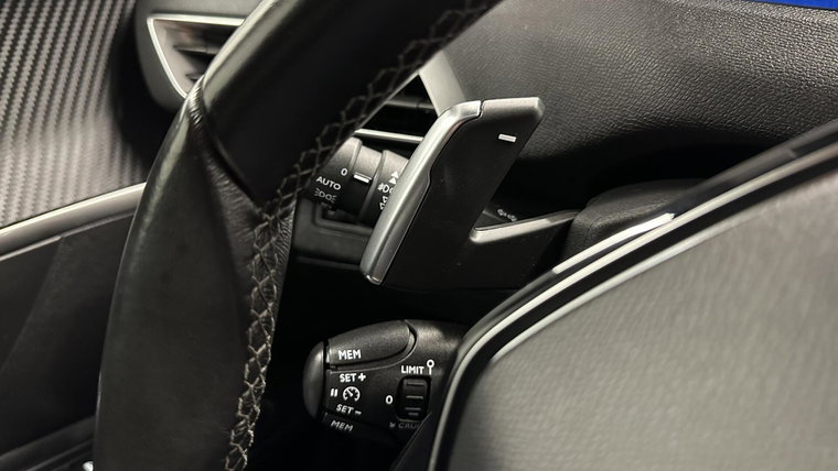 Vehicle Image 26
