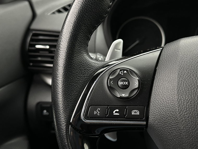 Vehicle Image 33