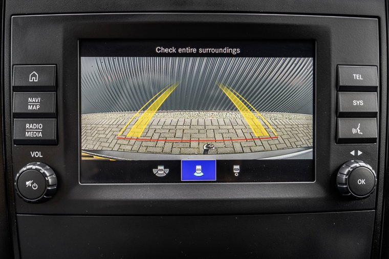 Vehicle Image 19