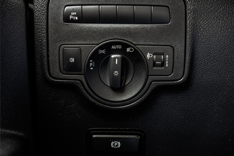 Vehicle Image 23