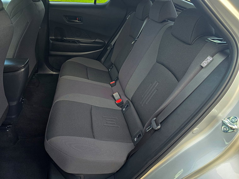 Vehicle Image 30