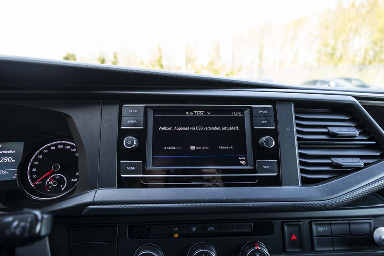 Vehicle Image 36
