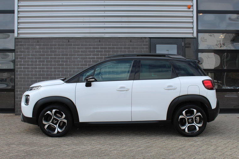 Vehicle Image 22