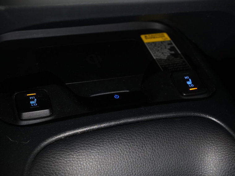 Vehicle Image 23