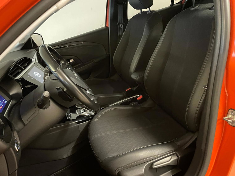Vehicle Image 16