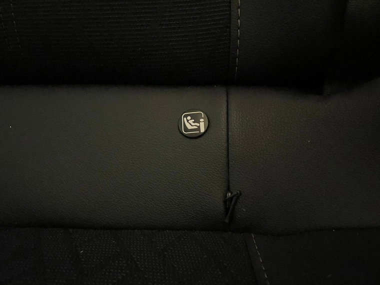 Vehicle Image 37