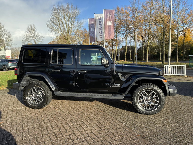 Vehicle Image 40