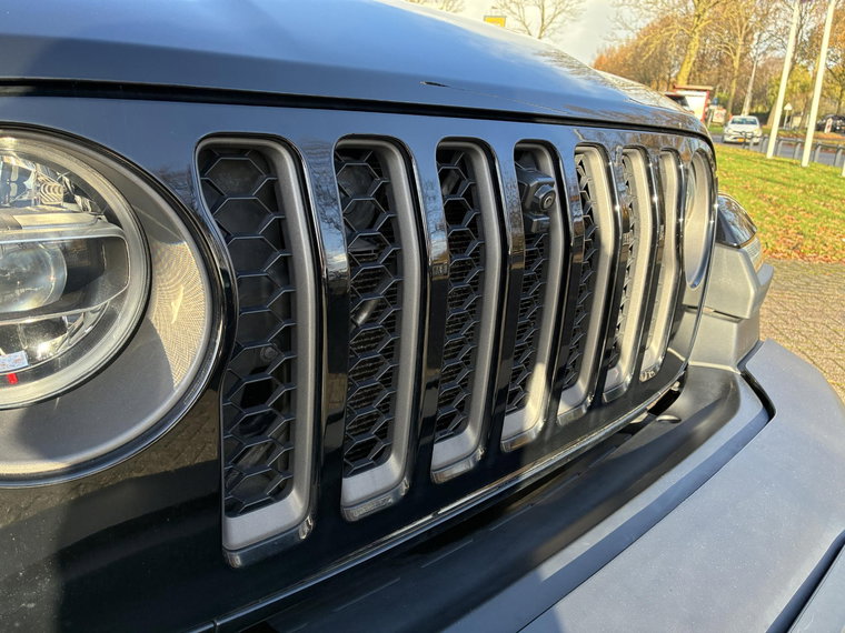 Vehicle Image 45