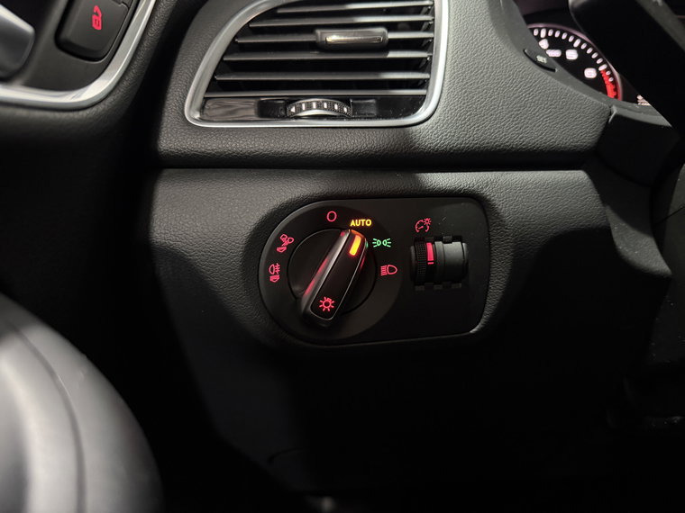 Vehicle Image 34