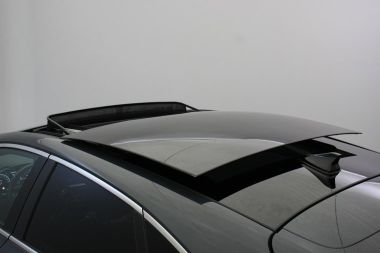 Vehicle Image 38
