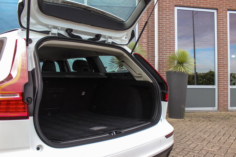 Vehicle Image 27