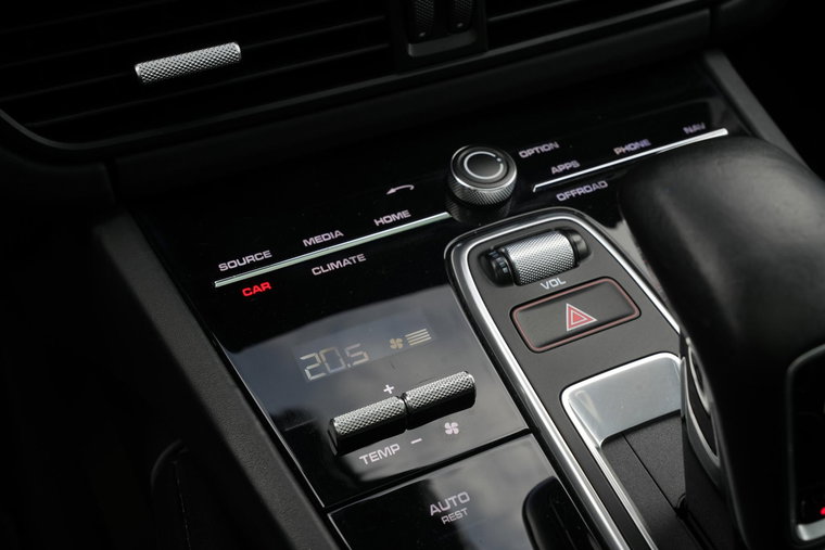 Vehicle Image 45