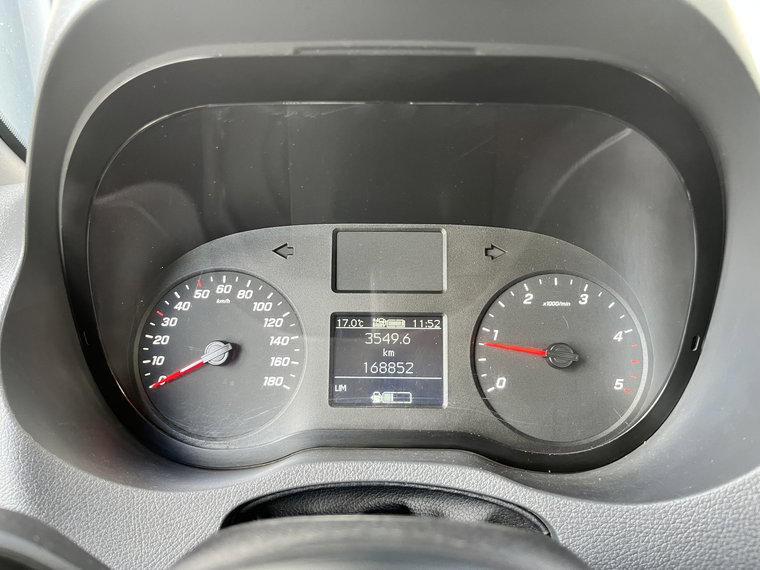Vehicle Image 31