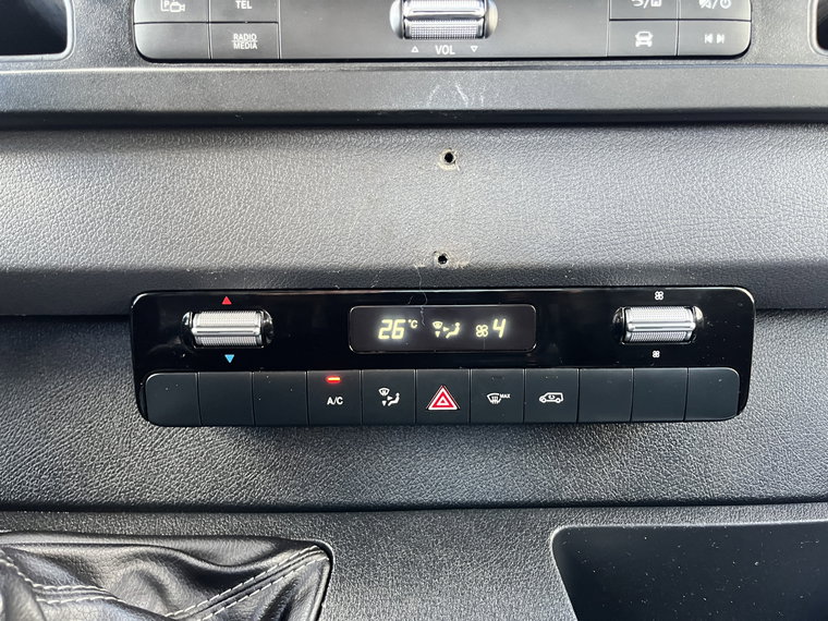Vehicle Image 41