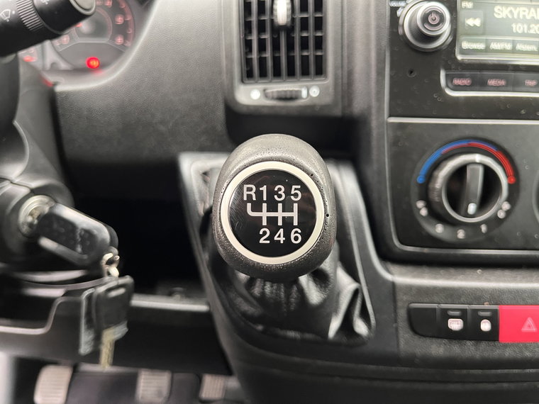 Vehicle Image 40