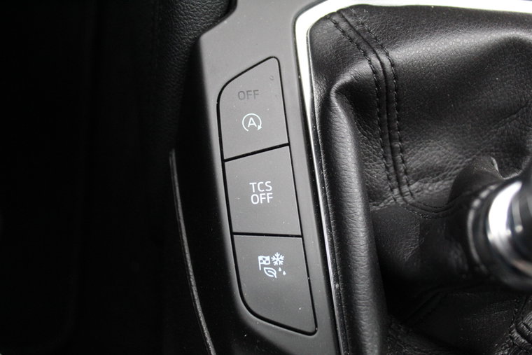 Vehicle Image 24