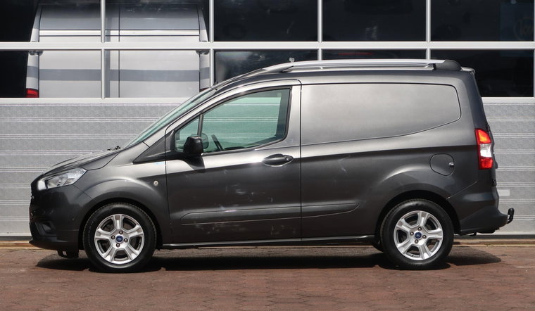 Vehicle Image 12