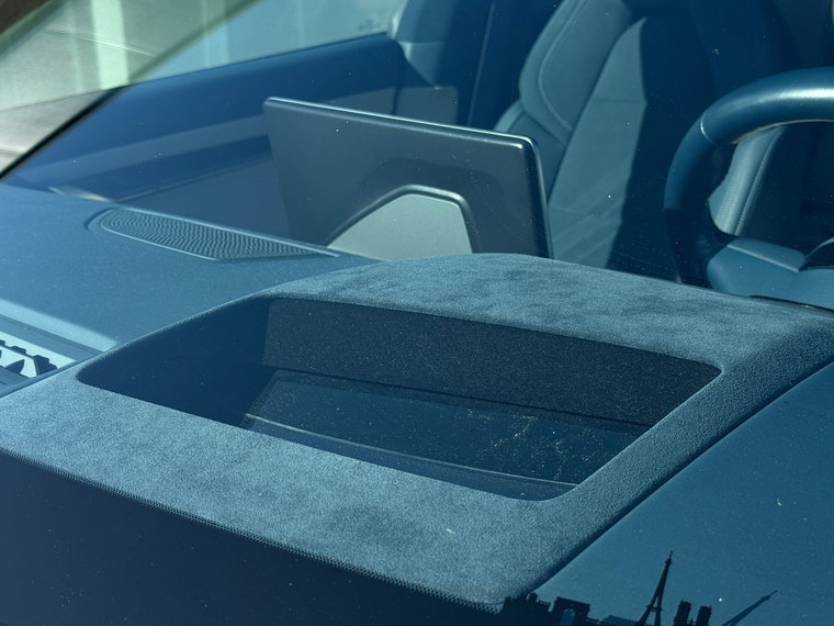 Vehicle Image 33