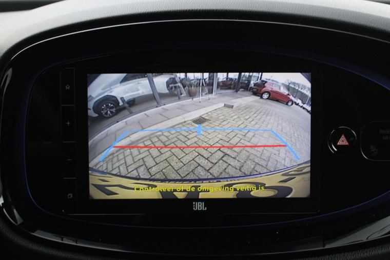 Vehicle Image 22