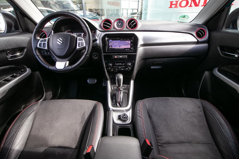 Vehicle Image 14