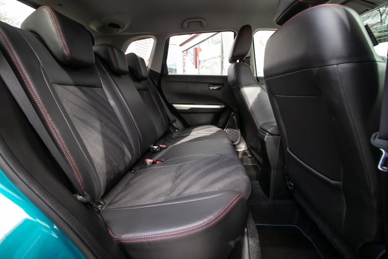 Vehicle Image 8