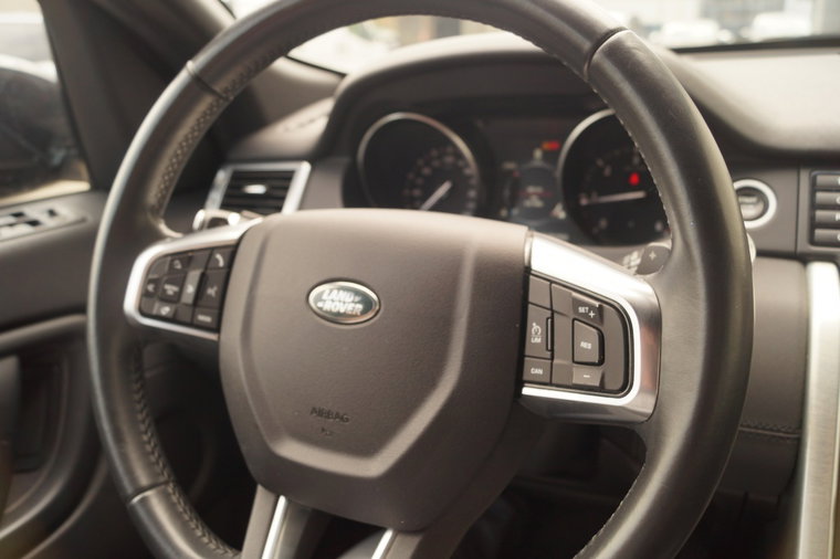 Vehicle Image 14