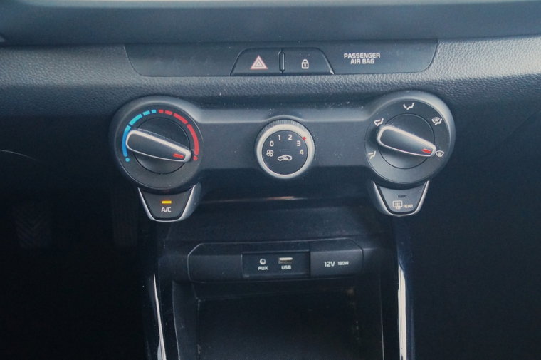 Vehicle Image 26
