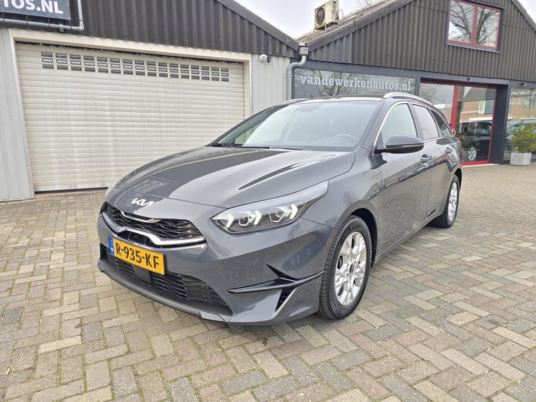 Vehicle Image 38