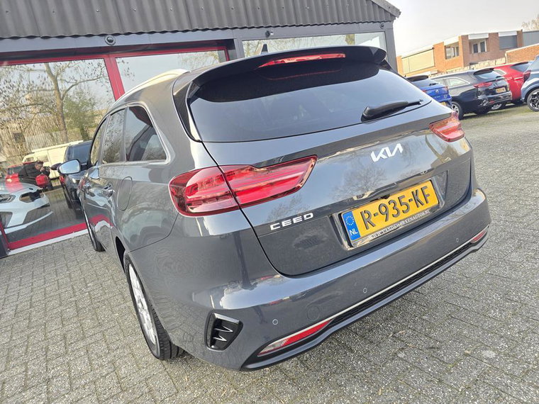 Vehicle Image 45
