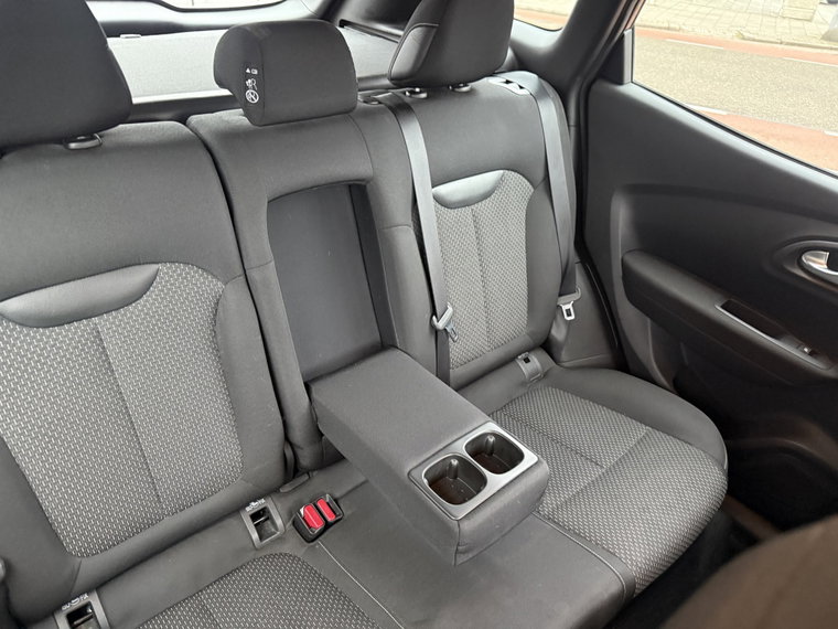 Vehicle Image 53