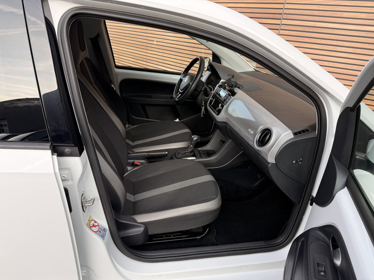 Vehicle Image 35