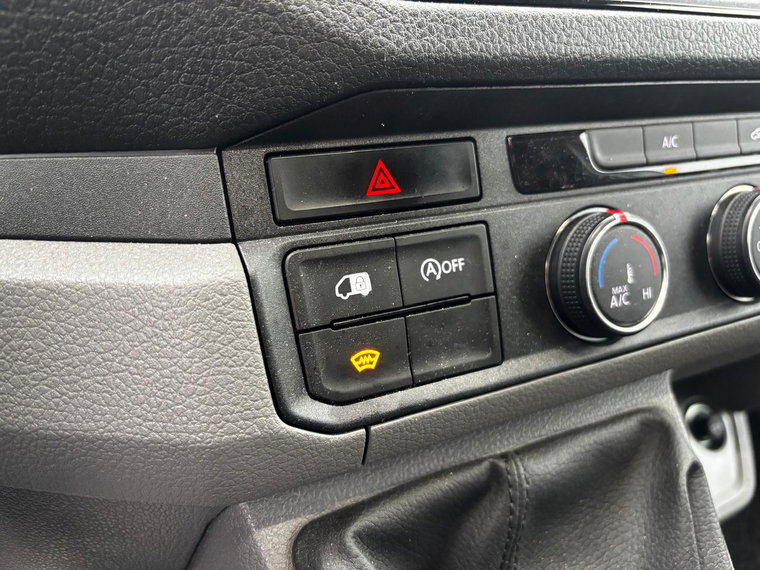 Vehicle Image 27