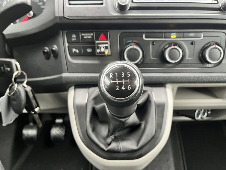 Vehicle Image 34