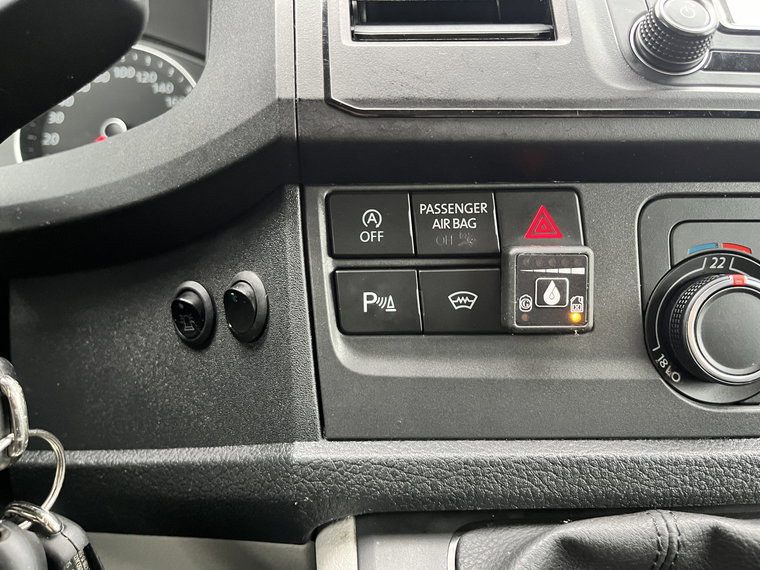 Vehicle Image 35