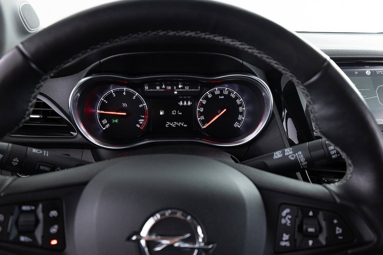 Vehicle Image 21