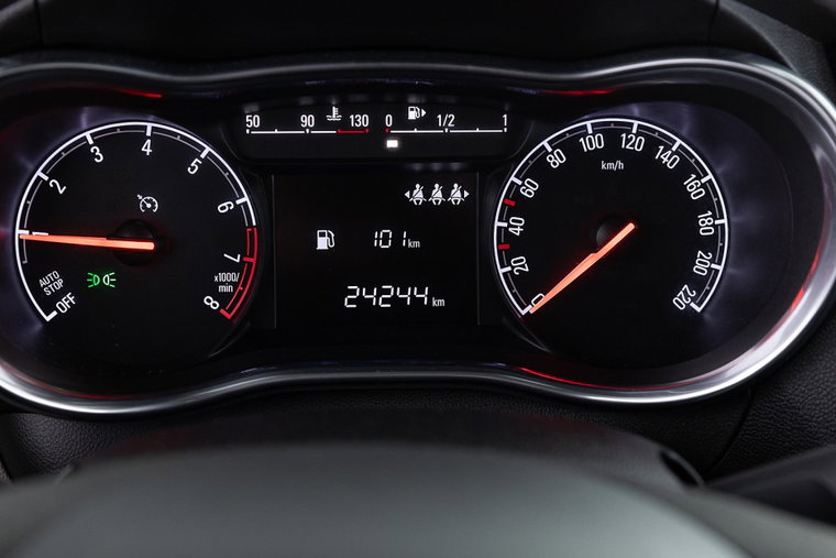 Vehicle Image 22