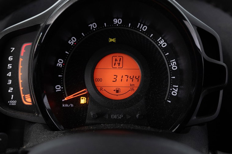Vehicle Image 19
