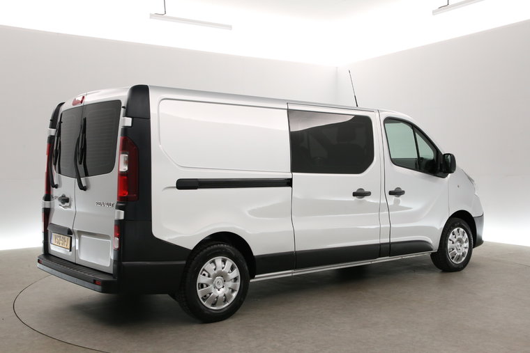 Vehicle Image 24