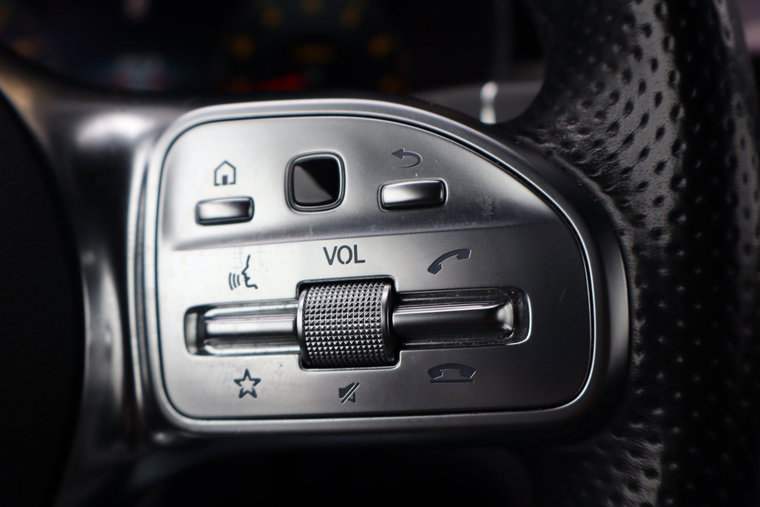 Vehicle Image 24