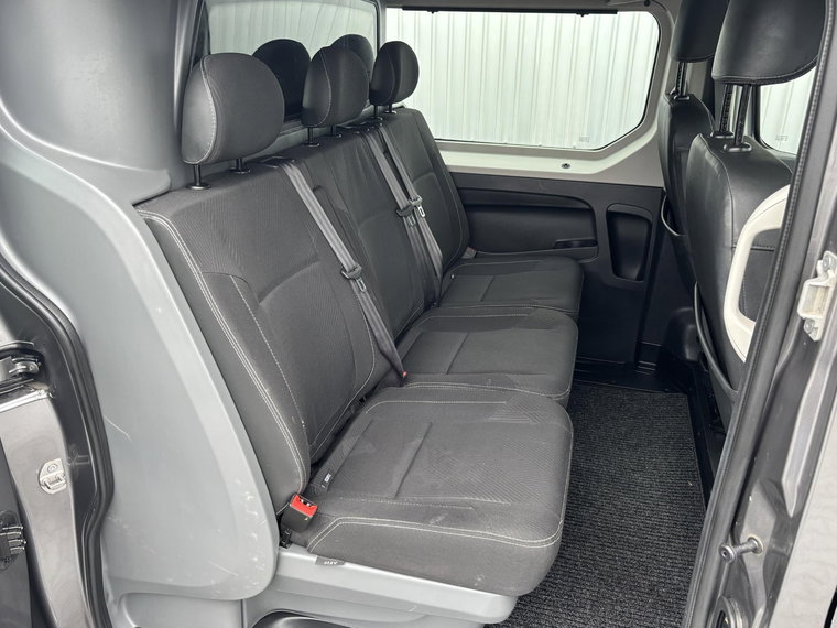 Vehicle Image 23