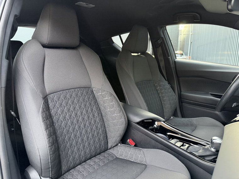 Vehicle Image 19