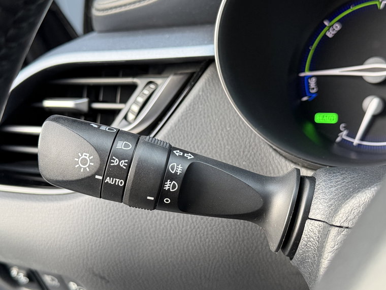 Vehicle Image 35