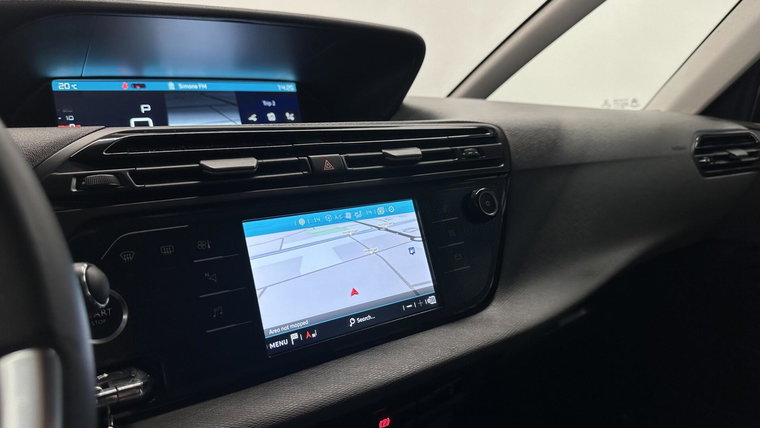 Vehicle Image 25