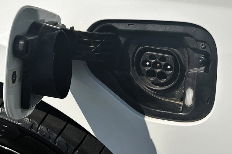 Vehicle Image 8