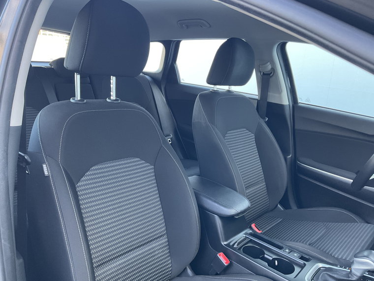 Vehicle Image 35