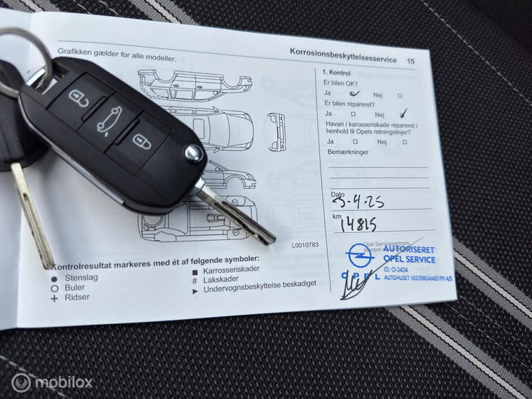 Vehicle Image 30