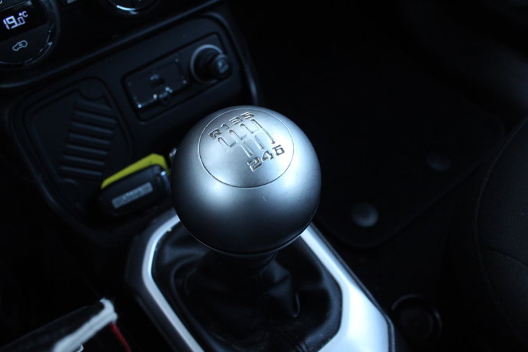 Vehicle Image 21